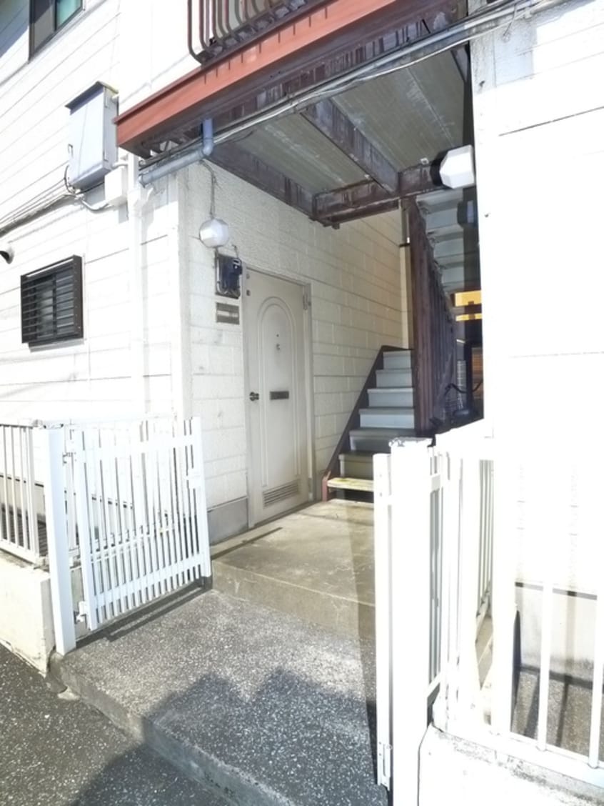 エントランス部分 マリモサンハイツ　１号室