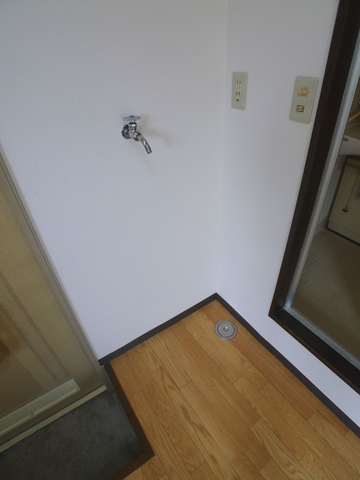 洗濯機置場 マリモサンハイツ　１号室