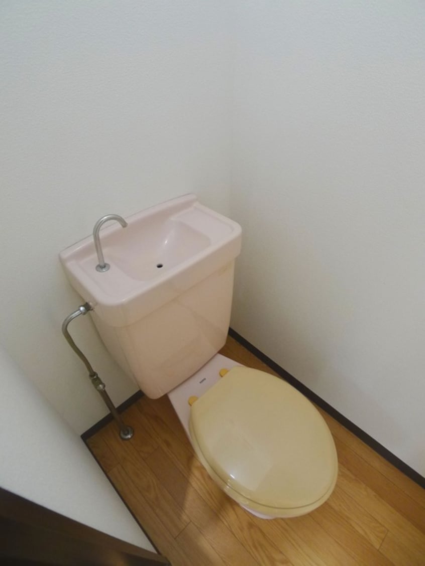 トイレ マリモサンハイツ　１号室