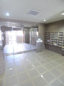 エントランス部分 ロイヤルヒルズ高砂