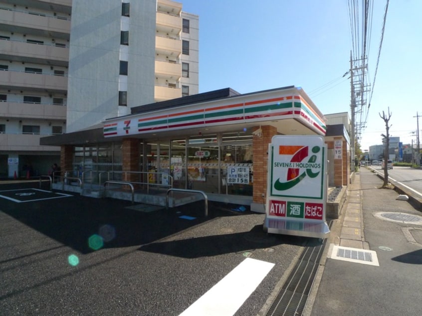セブンイレブン(コンビニ)まで260m シャインコート越谷