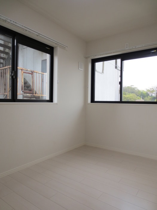 居室 アンビシャス千葉城前