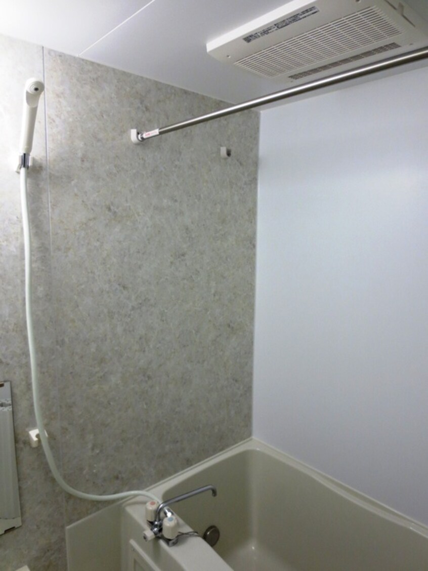 バス／シャワールーム等 アンビシャス千葉城前