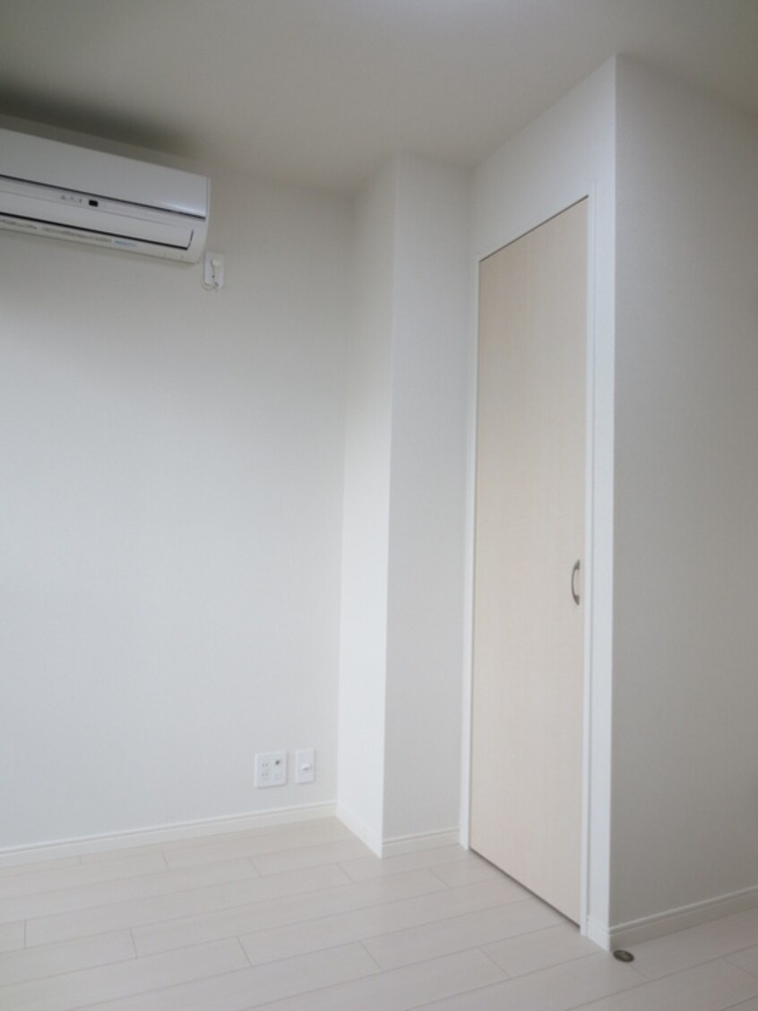 居室 アンビシャス千葉城前