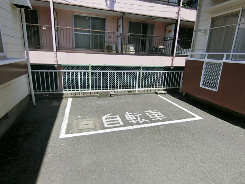 駐輪場 シ－サイドコ－ポＢ