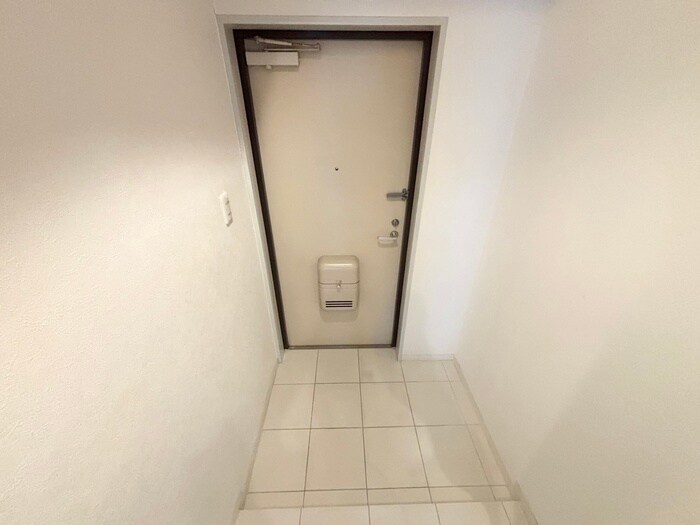 玄関 ハピネス飯田六号館