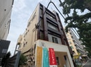 鶴田ビルの外観