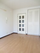 居室 リュ－デスハイムＡ・Ｂ