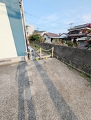 バイク置き場 グリーンヴェルドミール