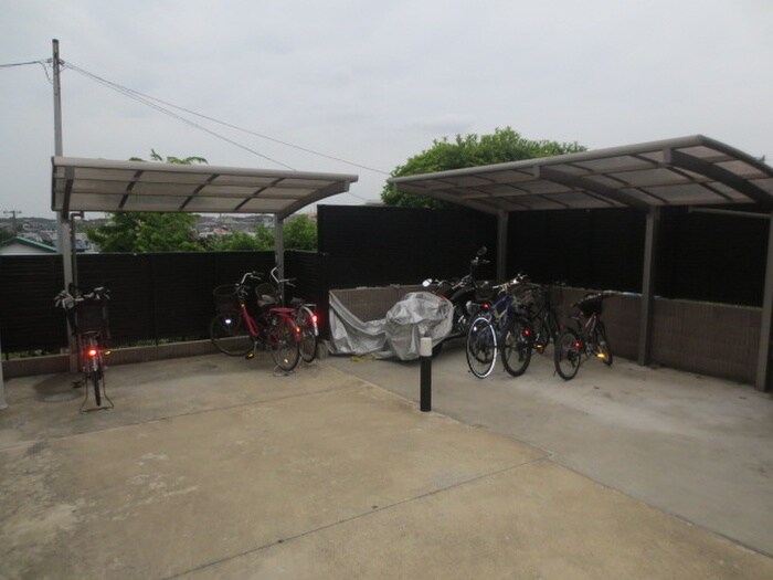 駐輪場 カ－サセルロ