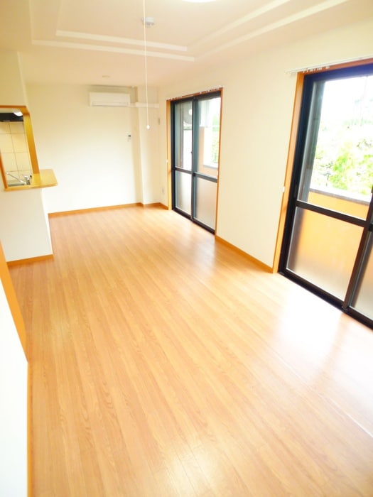 居室 ＴＩＡＲＡ