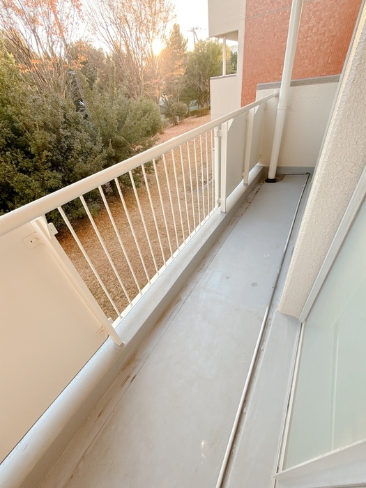 ベランダ・バルコニー 車返団地3街区6号棟(208)