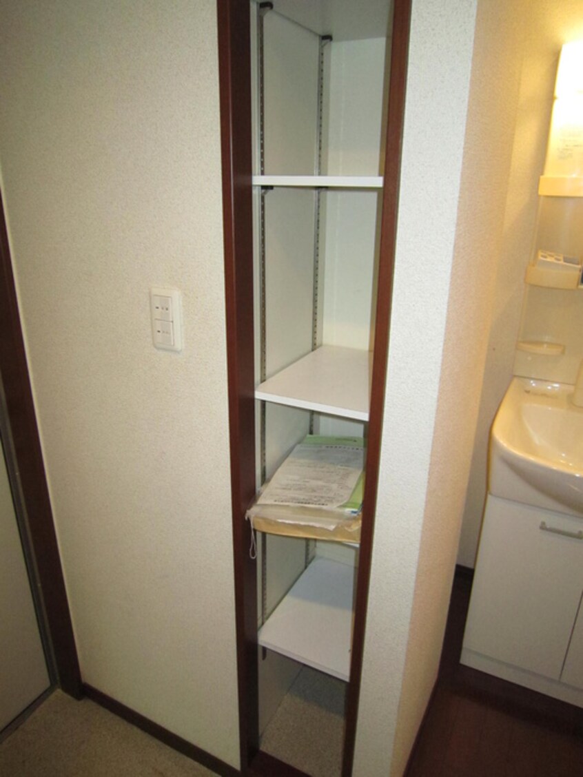 靴箱 フォーリーフ要町