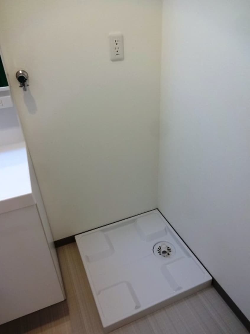 洗濯機置場 ア－ク新百合ヶ丘