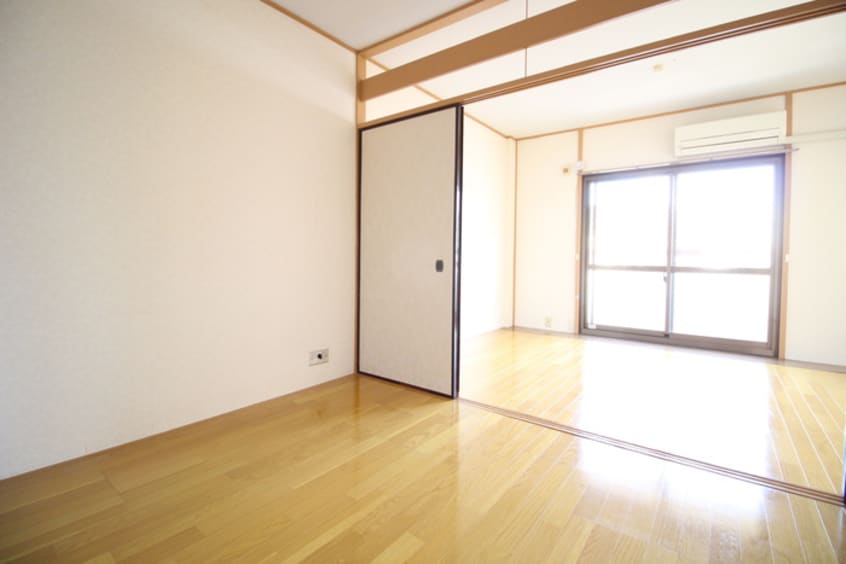 居室 マンション志のぶ