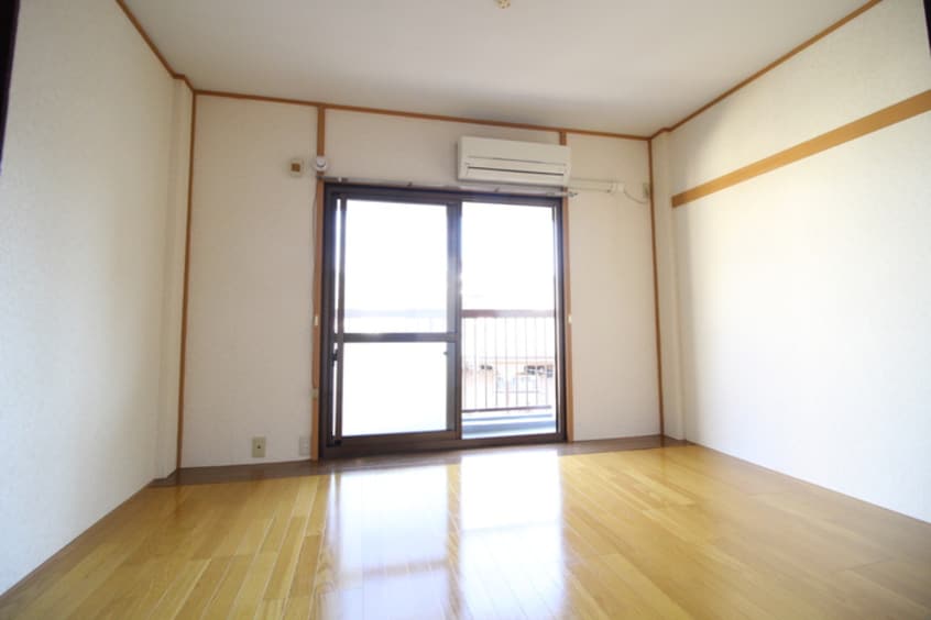 居室 マンション志のぶ
