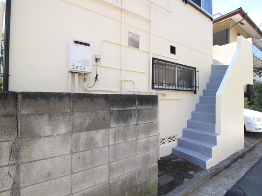 エントランス部分 福田アパ－ト