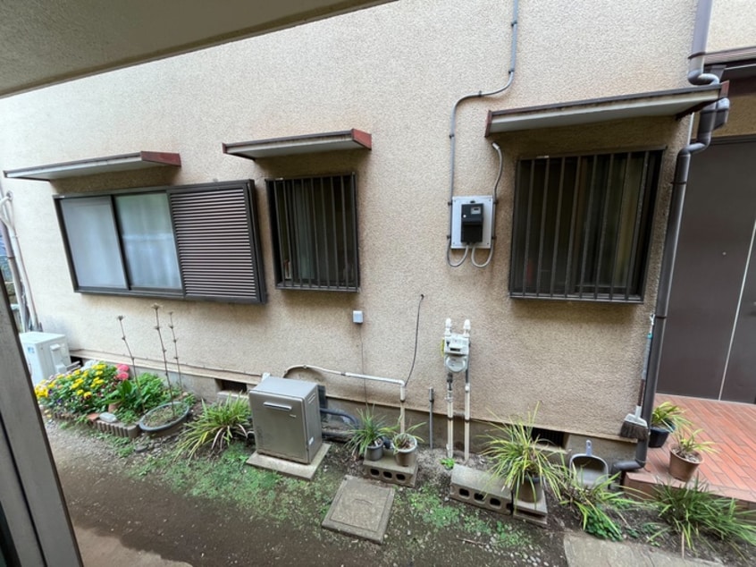 室内からの展望 福田アパ－ト