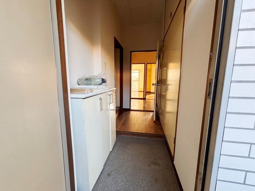 玄関 鶴第二マンション