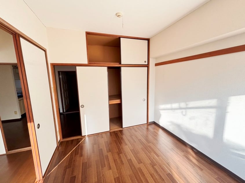 収納 鶴第二マンション