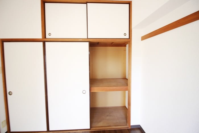 収納 鶴第二マンション