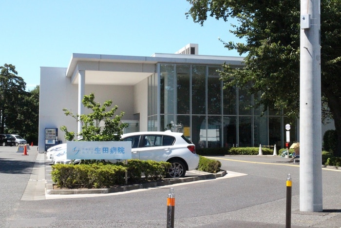 生田病院(病院)まで450m シャトー高石