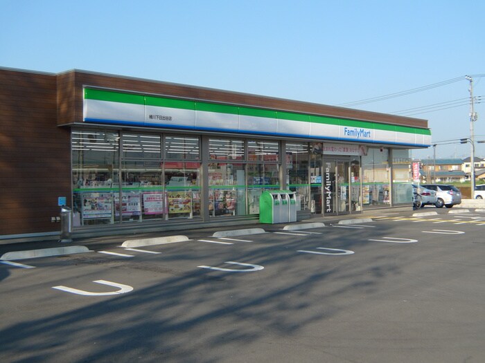 ファミリーマート(コンビニ)まで750m 川田谷コ－ポ２