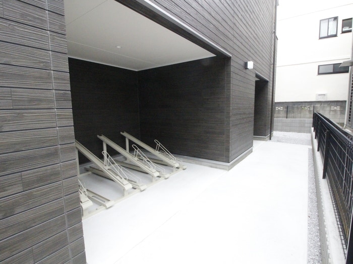 駐輪場 リブリ・結