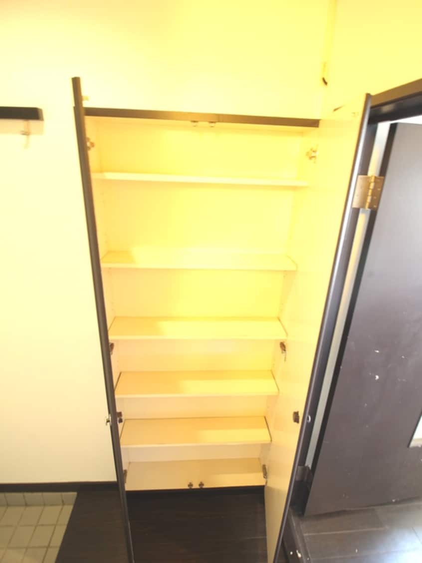 靴箱 ヴェクセル三軒茶屋