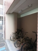 駐輪場 カーサ宮城