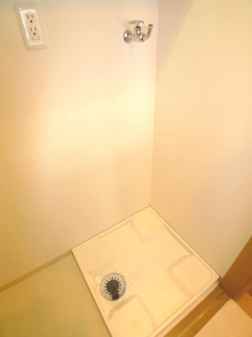 洗濯機置場 アクアタウンＥＡＳＴ２