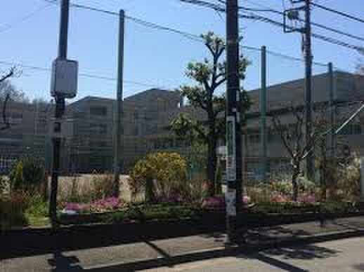 横浜市立荏田東第一小学校(小学校)まで228m つづきの丘レジデンス弐番館