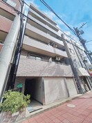ティアラ２１の外観