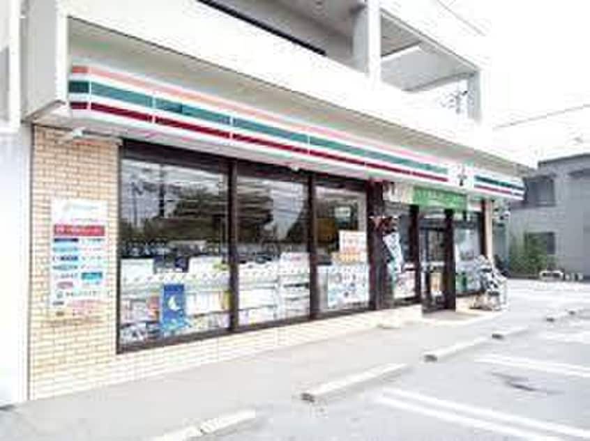 セブンイレブン調布深大寺5丁目店(コンビニ)まで322m メゾン・ラマージュ