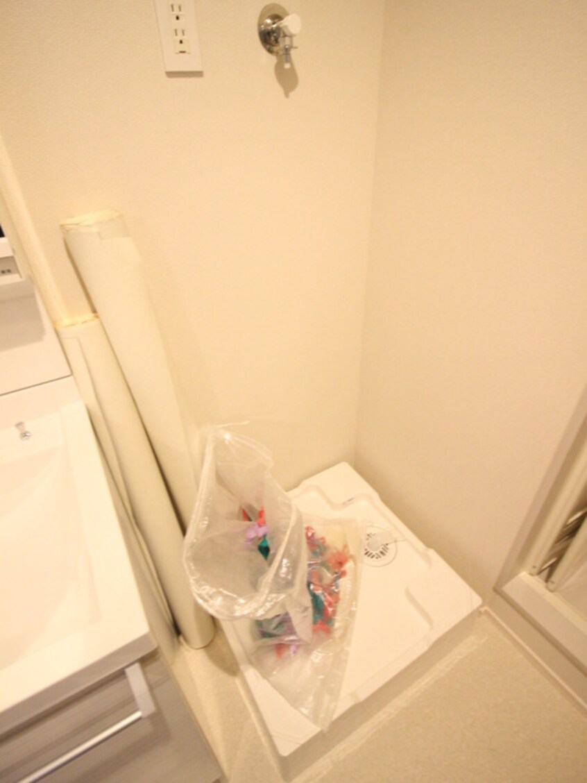 洗濯機置場 サンタナ厚木