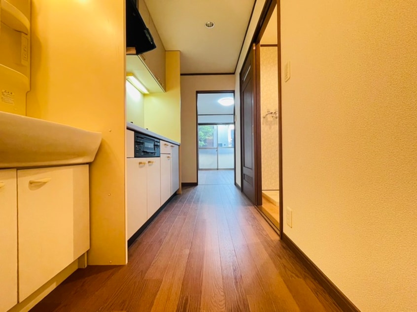 廊下 サンホワイトエトワ－ル