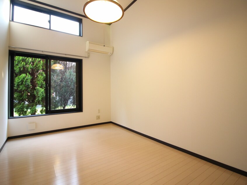 居室 ラファエロ