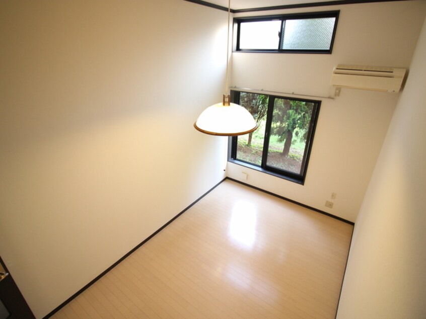 居室 ラファエロ