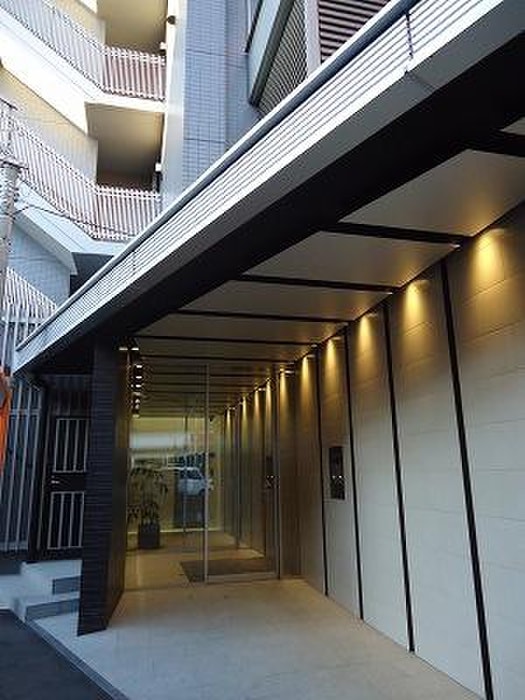 エントランス部分 ル－エ渋谷神山町