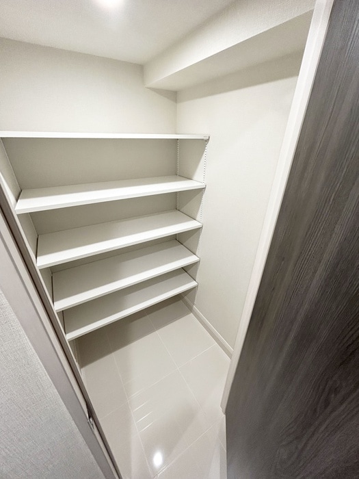 靴箱 LIME RESIDENCE KAWAGUCHI EAST