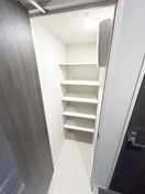 靴箱 LIME RESIDENCE KAWAGUCHI EAST