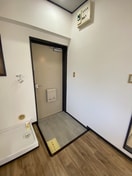 玄関 カ－サカザマ