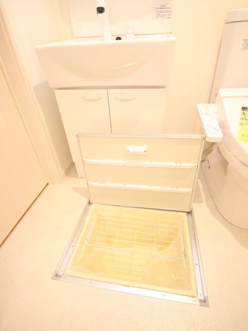 収納 ｳﾞｨﾚｯｼﾞ京成高砂ｻｳｽｻｲﾄﾞ