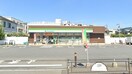 ファミリーマート 豊玉中三丁目店(コンビニ)まで90m バウスステージ練馬豊玉