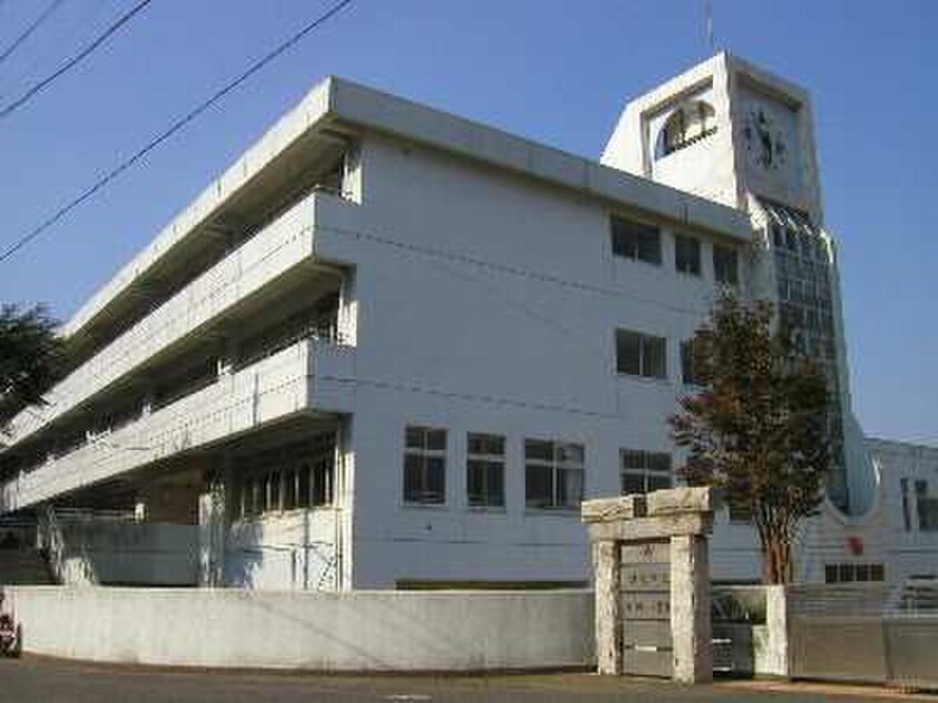 鎌倉市立小坂小学校(小学校)まで450m 北鎌倉グリ－ンハイツ(1－3号室)