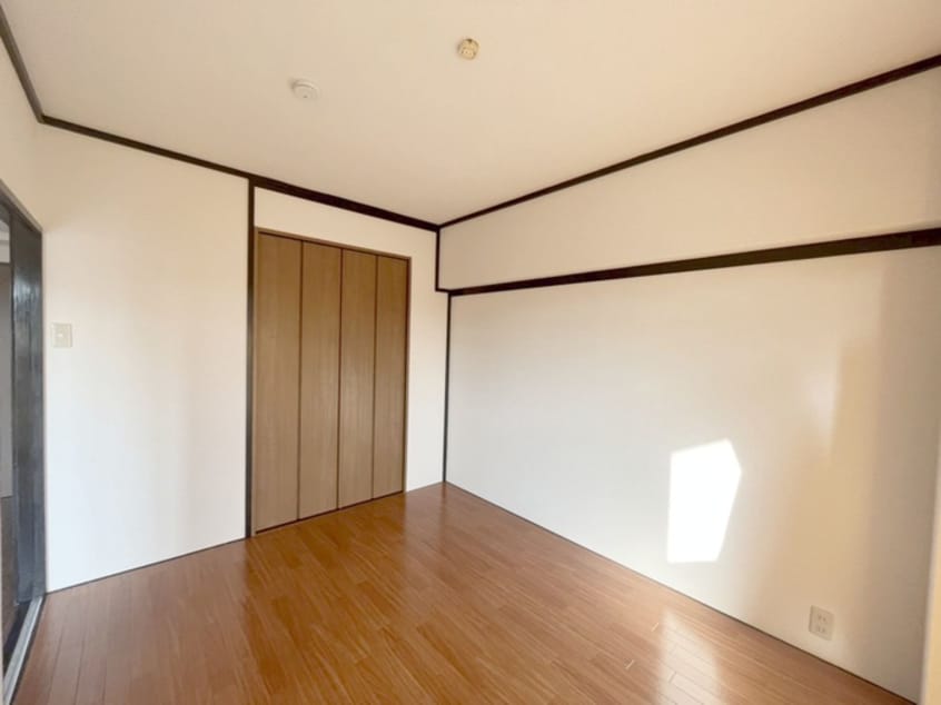 居室 サン・グリ－ンハイツ