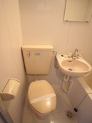 トイレ クレエエスパスビル