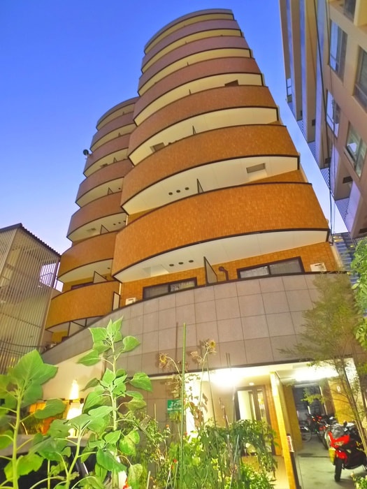 エントランス部分 メゾン喜春弐番館