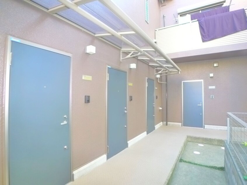 エントランス部分 ロータスハウス