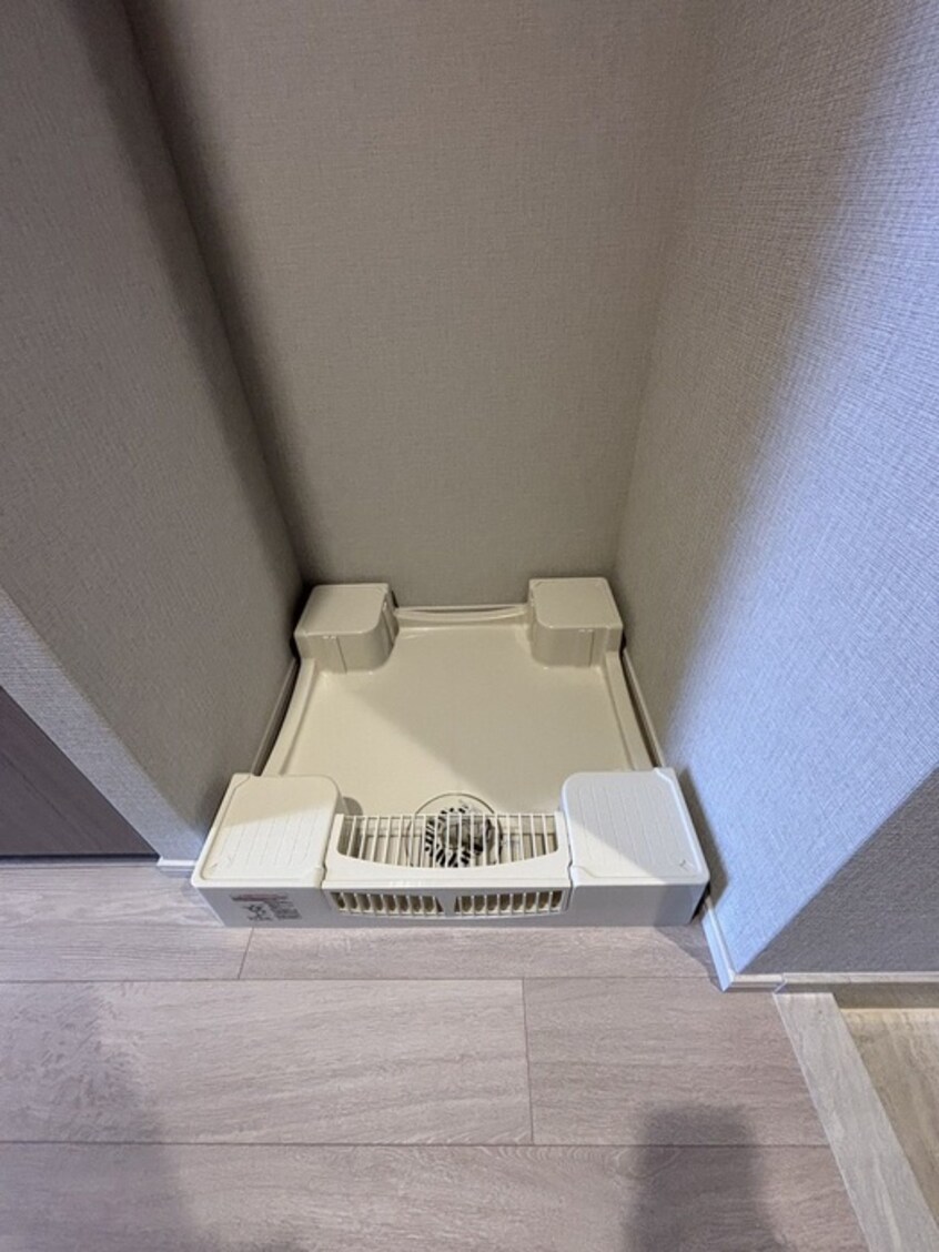 洗濯機置場 クレストコート町屋